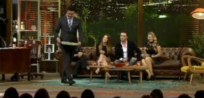 Beyaz'ın intikamı: 'Kına yakın'