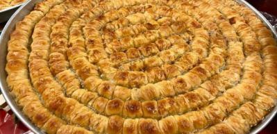 Kıvratma b&ouml;reği nasıl yapılır?