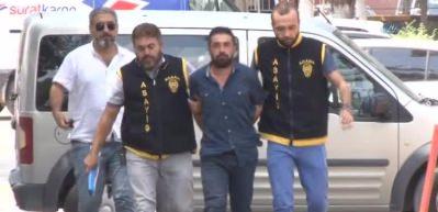 Kızı tecav&uuml;ze uğrayan baba 17 yaşındaki genci &ouml;ld&uuml;rd&uuml; 