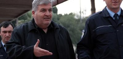 Kızını bı&ccedil;aklamıştı şimdide basına saldırdı