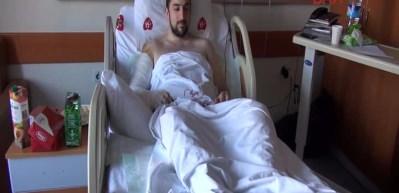 K&ouml;pek saldıran İngiliz turist hastanelik oldu