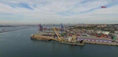  K&ouml;rfez k&ouml;pr&uuml;s&uuml;n&uuml;n dev vinci Haydarpaşa'da y&uuml;kseltiliyor