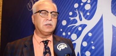 Korona Bilim Kurulu &Uuml;yesi Prof. Dr. &Ouml;zl&uuml;: Hastalığı sosyal medyadan takip etmeyin