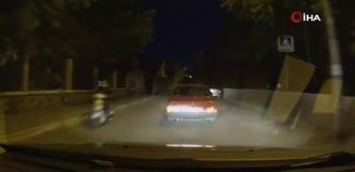  Koronavir&uuml;s&uuml; yok saydılar, 5 kişilik otomobilden 10 kişi &ccedil;ıktı