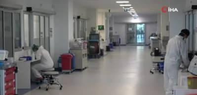 Koronavir&uuml;s&uuml;n en belirgin semptomu belli oldu