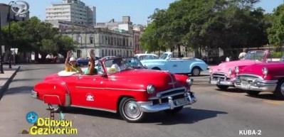 K&uuml;ba'nın başkenti Havana'yı klasik araba ile keşfedin