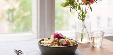 Kuşkonmazlı makarna salatası tarifi