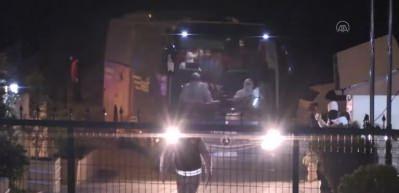 Londra'dan gelen 142 kişi Sakarya'da &ouml;ğrenci yurduna yerleştirildi