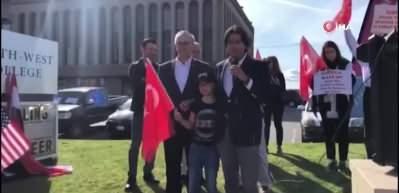 Los Angeles'ta, İdlib'deki T&uuml;rk askerlerine destek g&ouml;sterisi