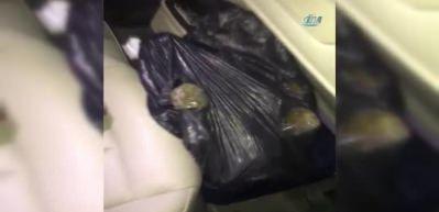 L&uuml;ks otomobilden torba torba esrar &ccedil;ıktı