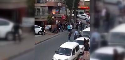 Maltepe'de k&ouml;pek dehşeti! &Ouml;n&uuml;ne gelene saldırdı