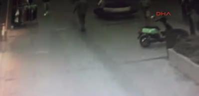 Marmaris'te tekstilci işadamına silahlı saldırı kamerada