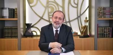 Mehmet G&ouml;rmez Hoca anlattı: Sanal Ekran Uygarlığında Hay&acirc; ile Hayat Bulmak