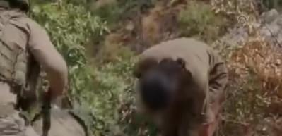 Mehmet&ccedil;ik'ten yaralı ter&ouml;riste şefkat eli 
