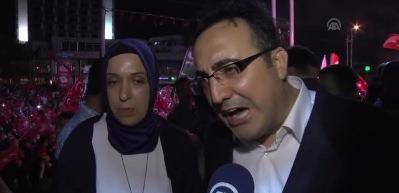 Memleketim şarkısıyla meydanlar tek ses oldu