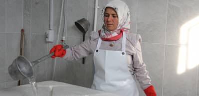Mesleğini duyan herkes ondan ka&ccedil;ıyor! 