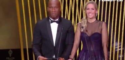 Messi &ouml;d&uuml;l&uuml; alınca &ccedil;ocukları fena coştu!