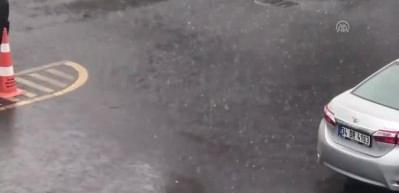 Meteoroloji uyardı! Sıcaklık 6-12 derece d&uuml;ş&uuml;yor!