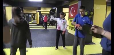 Milli sporcu R&uuml;meysa Nur Ergin tekvandoda "en iyi isim" olmak istiyor
