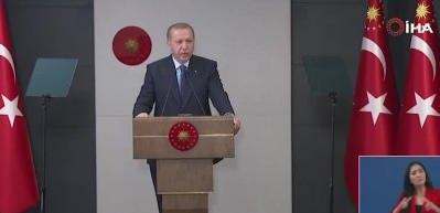 Milyonlarca &ccedil;alışanı ilgilendiriyor! Gece yarısı kabul edildi