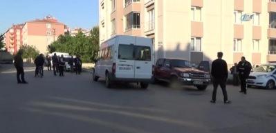 Minib&uuml;s ile kamyonet &ccedil;arpıştı: 1 &ouml;l&uuml;, 6 yaralı