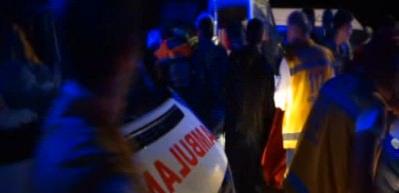 Minib&uuml;sle kamyon &ccedil;arpıştı: 3 &ouml;l&uuml;