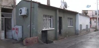 Minik kardeşler evde &ouml;l&uuml; bulundu!