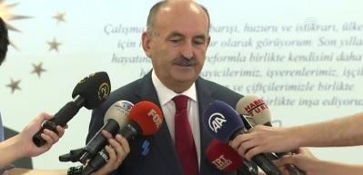 M&uuml;ezzinoğlu: Yıl sonu hedefimiz kesinlikle tek haneli rakamlara inecek