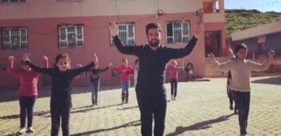 "&Ouml;ğretmenim senin gibi olmak istiyorum"