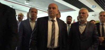 Mustafa Elitaş oyunu kullandı