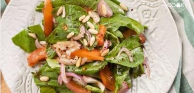 Narlı roka salatası tarifi