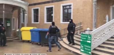 Camiye yapılan baskının ardından devlet kumpası &ccedil;ıktı