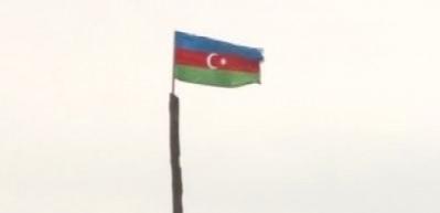 O tepeye 24 yıl sonra Azerbaycan bayrağı dikildi