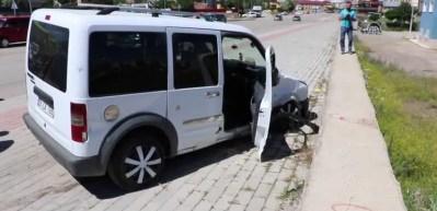 Oğlunu YKS'ye bırakan baba trafik kazasında &ouml;ld&uuml; 