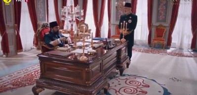 'Sadakat ne zor bulunur oldu bu vakitlerde'
