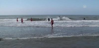 Ordu'da denize giren &ccedil;ocuk kayboldu