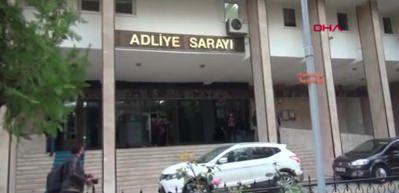Otomobilde ele ge&ccedil;en 28 kilo patlayıcıya 13 g&ouml;zaltı daha 