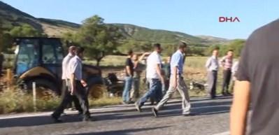  Otomobille cip &ccedil;arpıştı: 1 &ouml;l&uuml;, 6 yaralı 