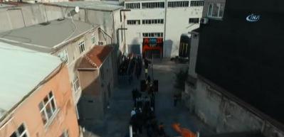 Oyun tutkunları festival i&ccedil;in kuyruk oldu