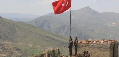 &Ouml;zel Harekat polisleri sınırda kuş u&ccedil;urtmuyor