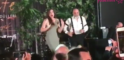 &Ouml;zge Borak'ın dansı geceye damga vurdu