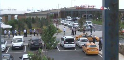 Pandemi hastanesi &ouml;n&uuml;nde Covid-19 test kuyruğu!