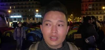 Paris'in ortasında d&uuml;zensiz g&ouml;&ccedil;menler h&uuml;k&uuml;mete tepkilerini g&ouml;stermek i&ccedil;in kamp kurdu
