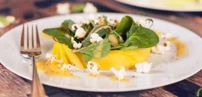 Patlamış mısırlı mango salatası tarifi