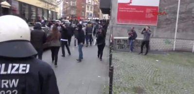 PKK'lılar K&ouml;ln'de olaylar &ccedil;ıkardı