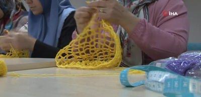 Plastik poşet yerine rengarenk fileler