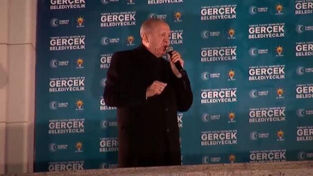 Erdoğan'dan balkon konuşması - Video 7