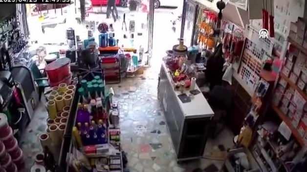 İstanbul’da art arda gelen 6 şiddetindeki deprem paniğe neden oldu! İşte son gelişmeler