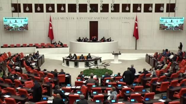 AK Parti Milletvekili Hacıoğulları’ndan Leman Dergisi’ne salavatlı tepki AK Parti Milletvekili Hacıoğulları’ndan Leman Dergisi’ne salavatlı tepki
