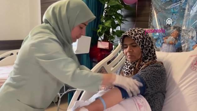 Şanlıurfa'da 53 yaşındaki kadın ikiz bebek dünyaya getirdi